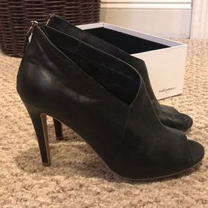 Halogen Heeled bootie